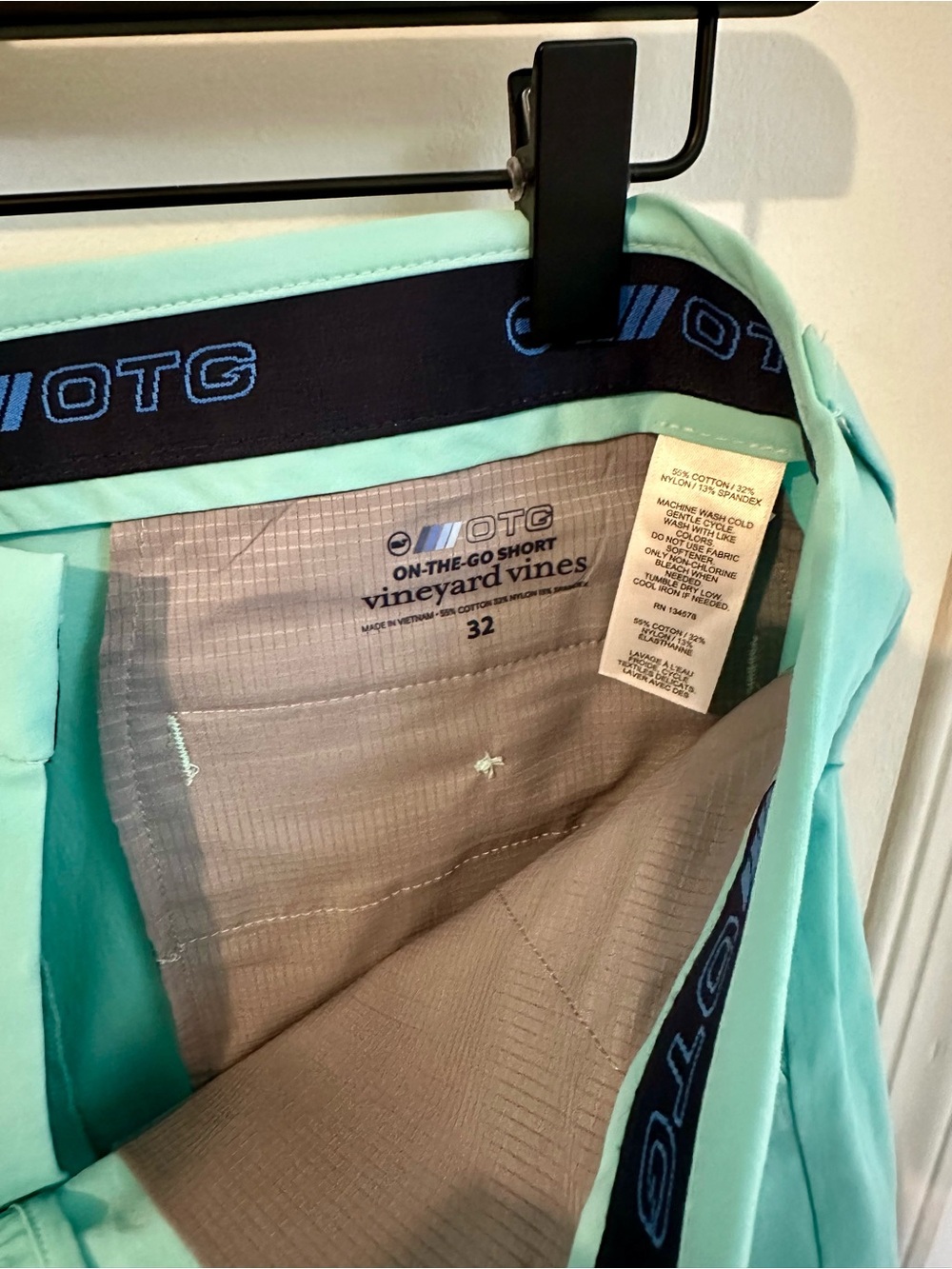 Vineyard Vines Mint Green/Blue OTG On-The-Go Shorts size 32